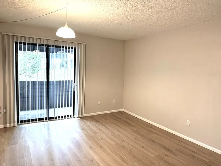 6470 S Dayton St — Photo 12
