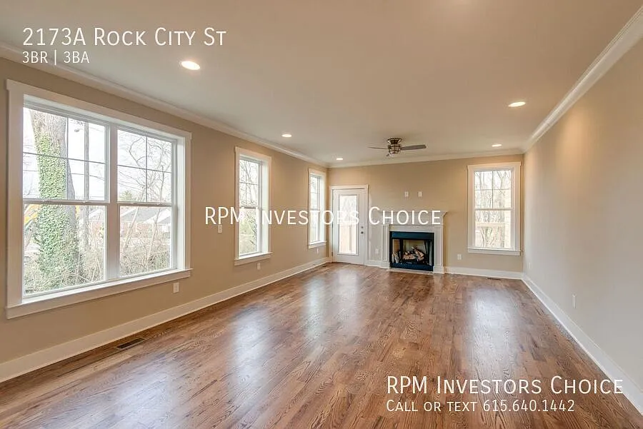 Picture Perfect 3/2.5 Home in East Nashville! — Photo 4
