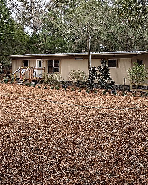 1st image of 345 Star Lake Dr
