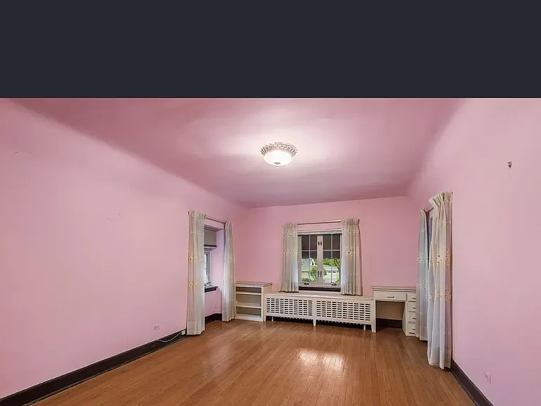 1422 Franklin Ave — Photo 15
