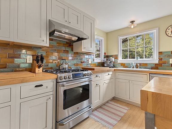 3rd image of 820 Yahmonite Street