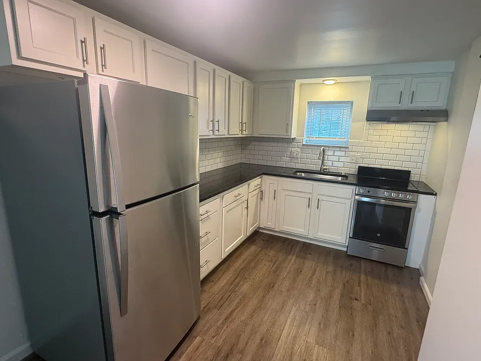 386 E 15th Ave #386