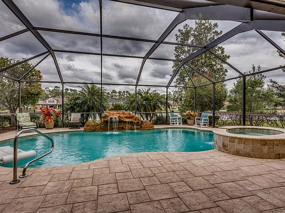 2nd image of 394 Summerset Dr