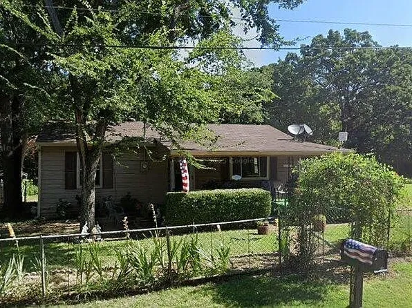 2070 County Road 3830, Quinlan, TX 75474
