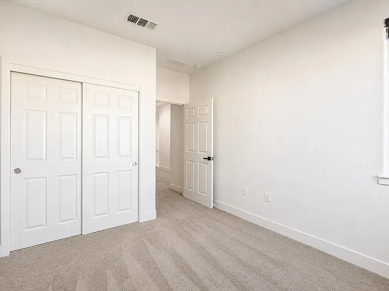 1837 S La Barbera Ave — Photo 19