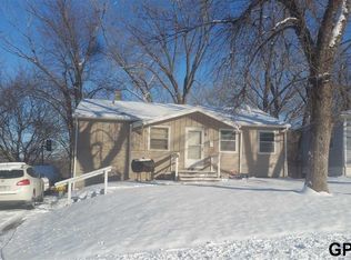 7425 N 34th St, Omaha, NE 68112