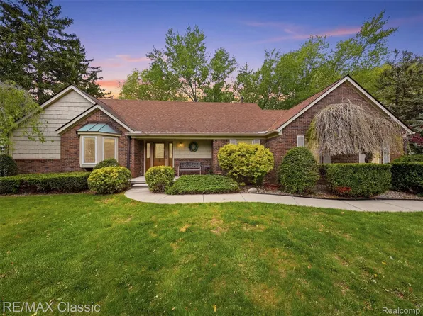 24892 Melody Ln, Taylor, MI 48180