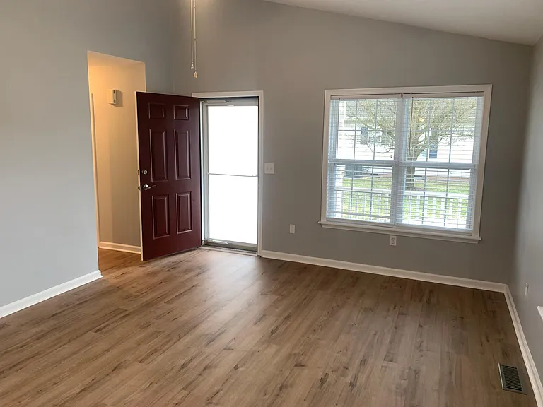 1016 Granite Ct — Photo 35