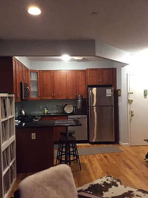 Rented by Roth Realty Management LLC | media 17