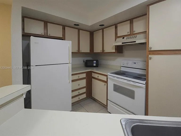 3310 N Pinewalk Dr N #1825 — Photo 17