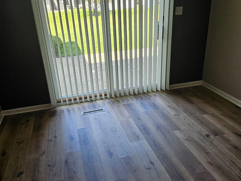 255 Heritage Dr — Photo 3