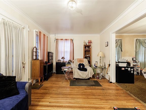 4th image of 316 Ravenwood Ave