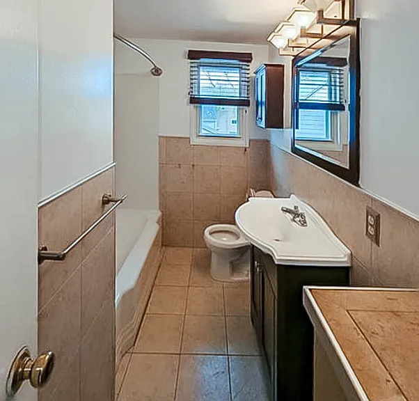 6020 Buffalo Ave #4 — Photo 4