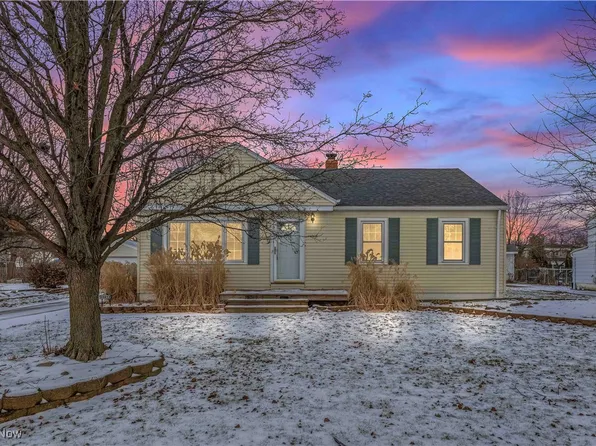 19012 Mitchell Ave, Rocky River, OH 44116