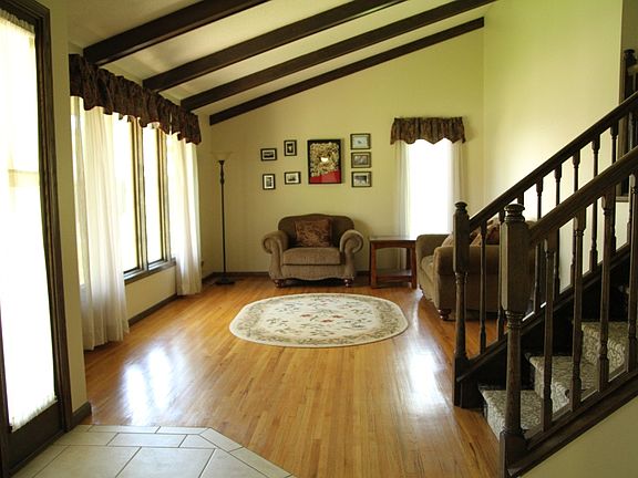 2nd image of 1505 Chateaulin Ln