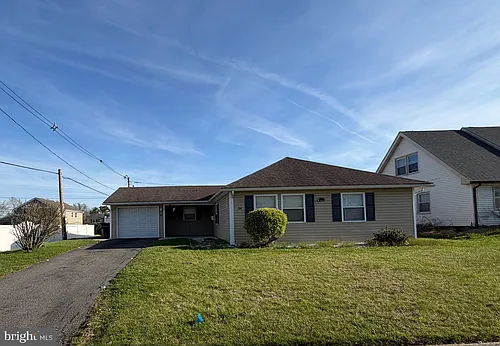 34 Hopkins Ln Photo 1