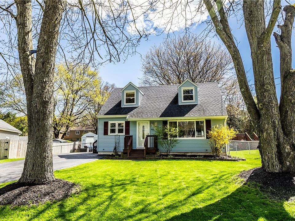 1st image of 208 Dunning Dr