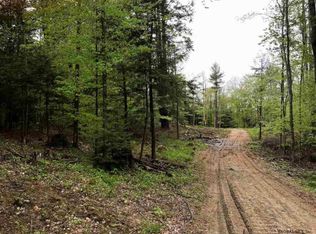 189 S Line Rd, Middle Grove, NY 12850