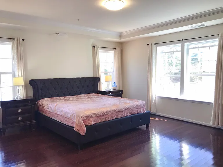906 Saint Martins Loop — Photo 12