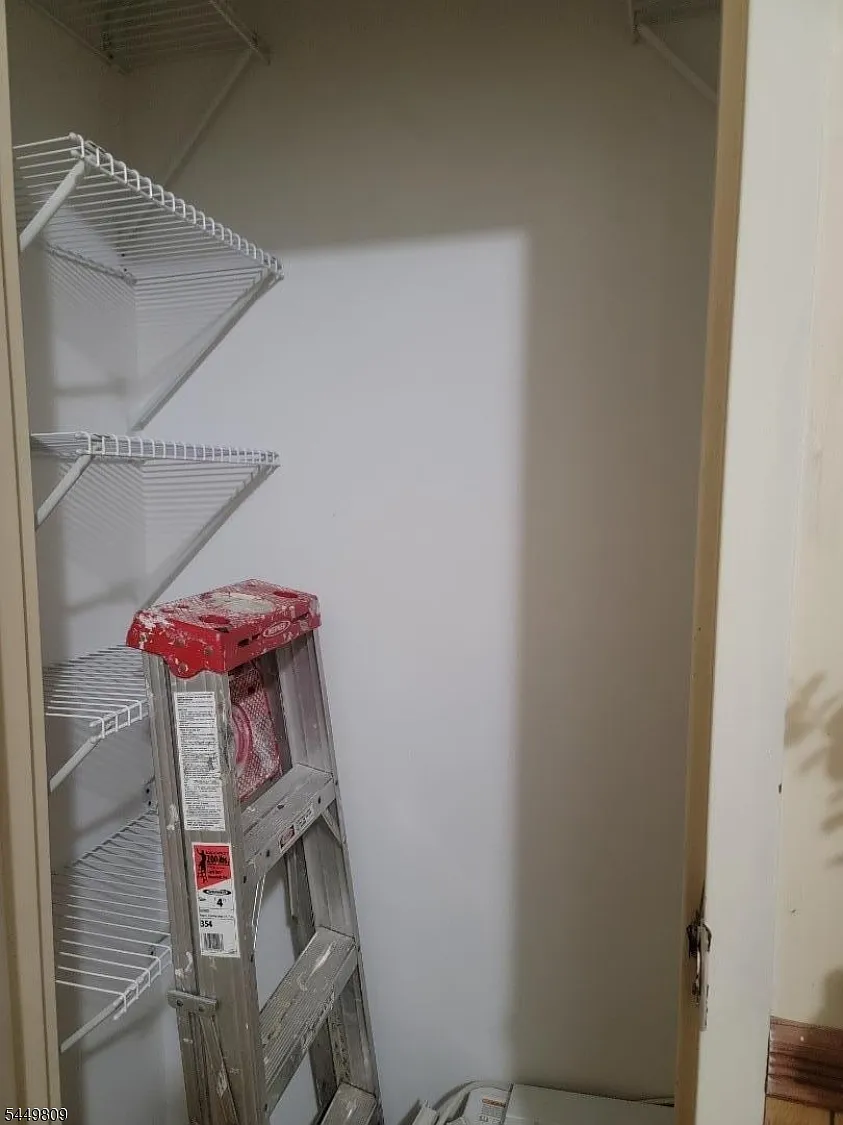 1 bed, 1.0 bath, 525 sqft, $1,300 — Photo 4