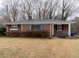 120 Applewood Ln, Spartanburg, SC 29307