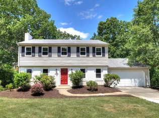 6104 Holly Tree Dr, Alexandria, VA 22310