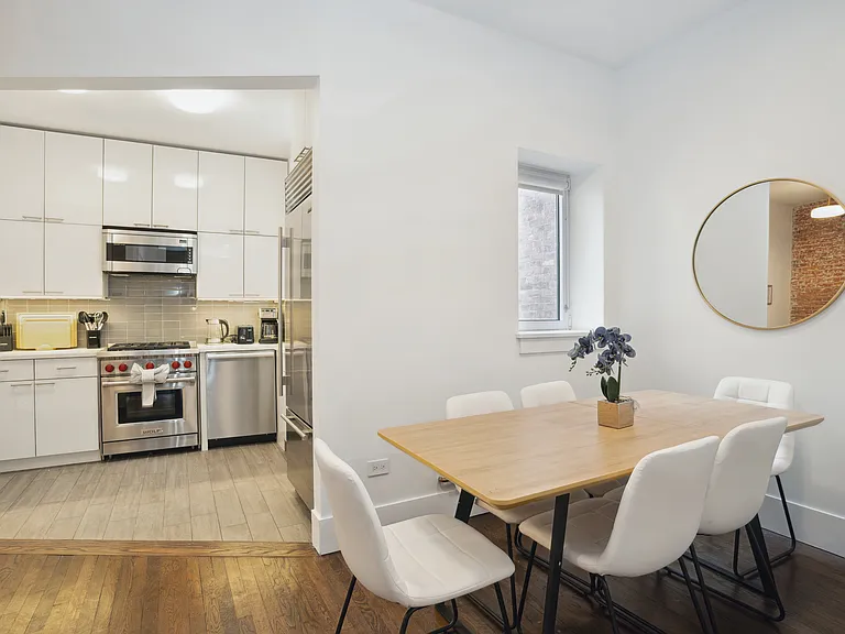 125 E 83rd St #Penthouse 9 — Photo 3