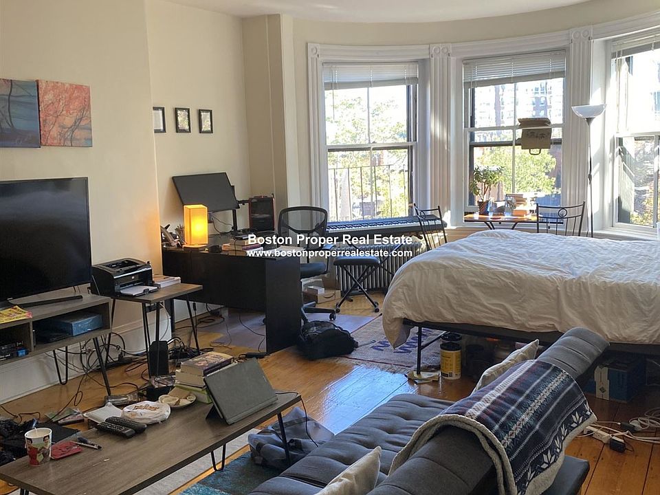 381 Commonwealth #7 Boston - Back Bay Unit Photo 1