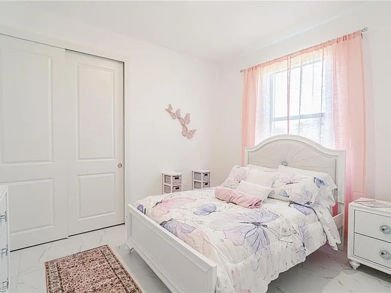 243 Pennfield St — Photo 16