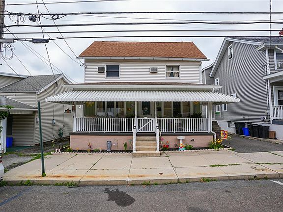 3rd image of 244 W Railroad St