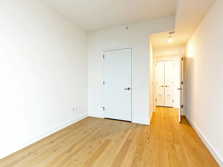 42-20 24th St #19C — Photo 7