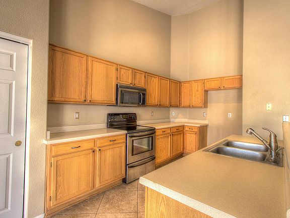 4th image of 4708 E Bighorn Ave