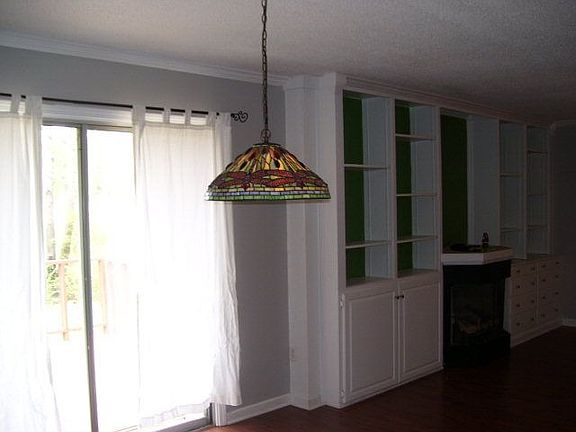 4th image of 5288 S Lamar Blvd