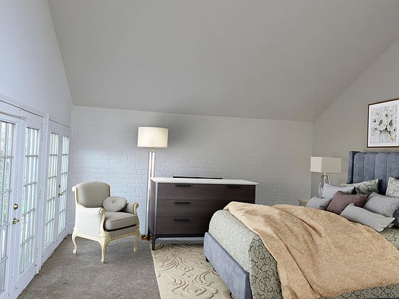 4th image of 1803 Keatley Dr