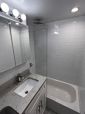 2nd image of 216 E 5th St APT Gfe