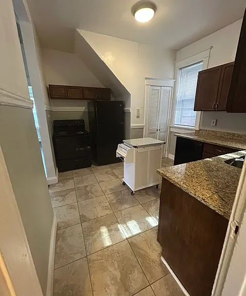6007 Waterman Blvd — Photo 7