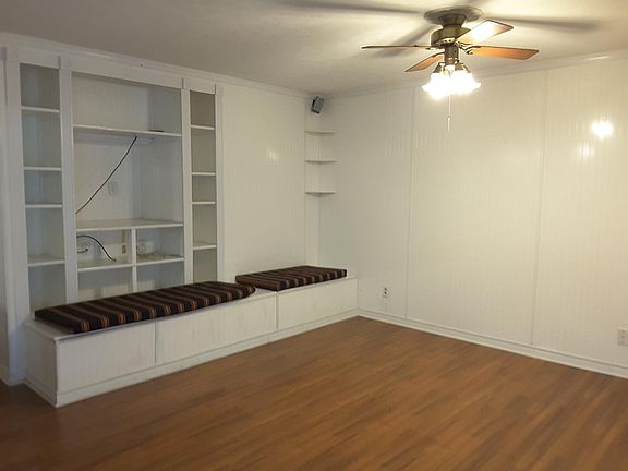 5th image of 1209 Whitehall Dr