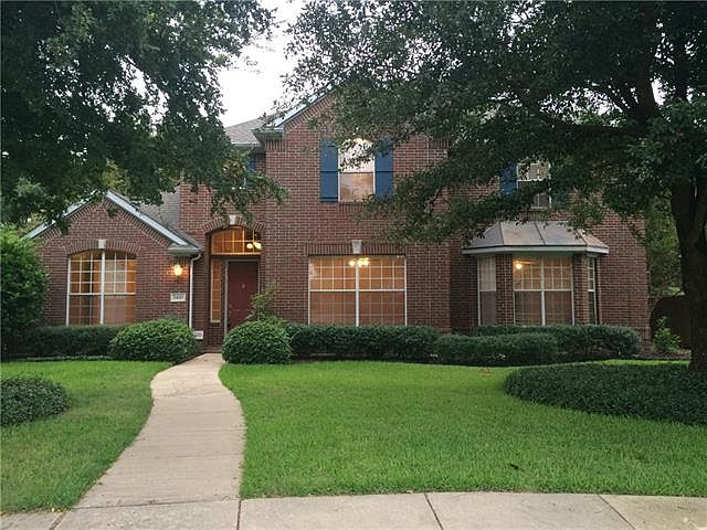 1st image of 5410 Larchmont Dr