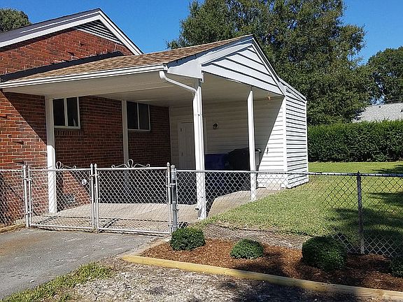 Carport with entrance