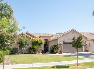 1964 Stagecoach Pl, Tulare, CA 93274