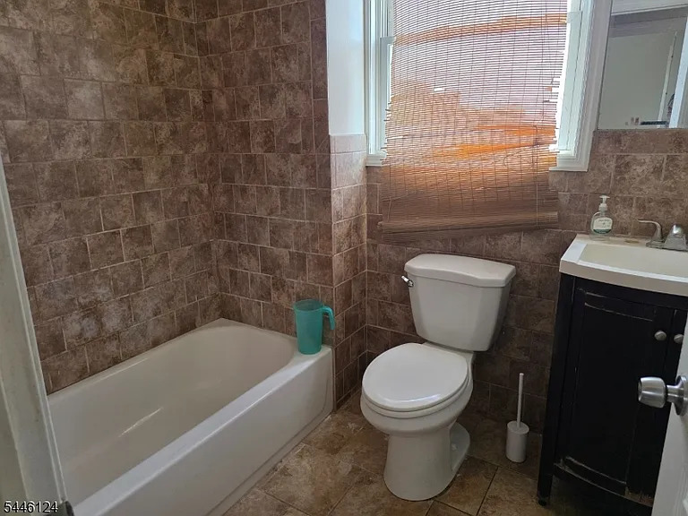 426 Tompkins St #1 — Photo 18