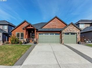 1210 N 9th Way, Ridgefield, WA 98642