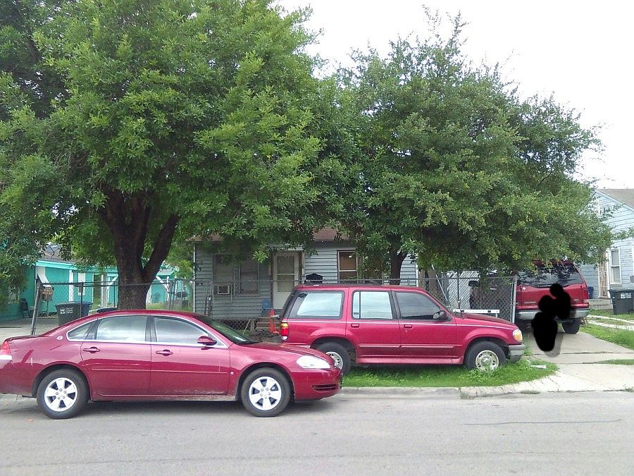 1st image of 130 Clemmer St