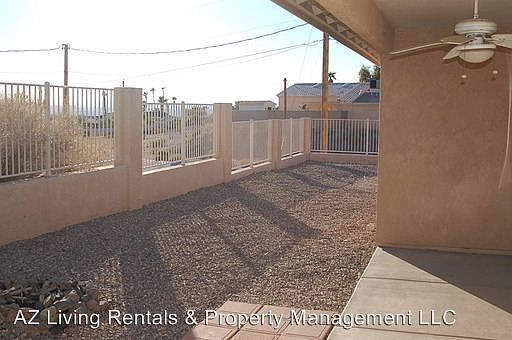 3rd image of 2784 Briarcrest Dr