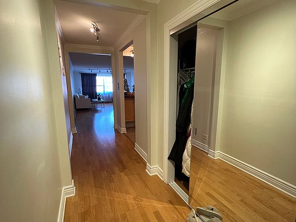 5th image of 1328 Webford Ave APT 305