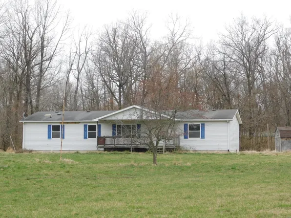 4210 E Dix Irvington Rd, Centralia, IL 62801