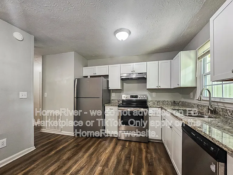 4636 Vintage Ln — Photo 9