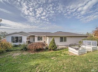 2199 Bay Vista Ln, Camano Island, WA 98282