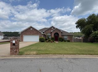 34 Lakeview Ln, Cabot, AR 72023