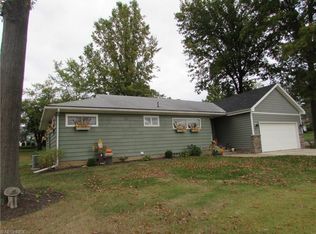 1225 E 2nd St, Dover, OH
